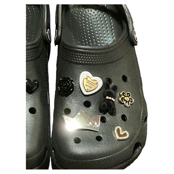 Heart & Crown Clogs NWOT size 39 equivalent to 7 to 7-1/2 - Picture 4 of 6